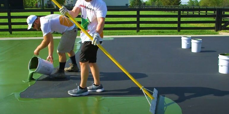 pickleball court construction