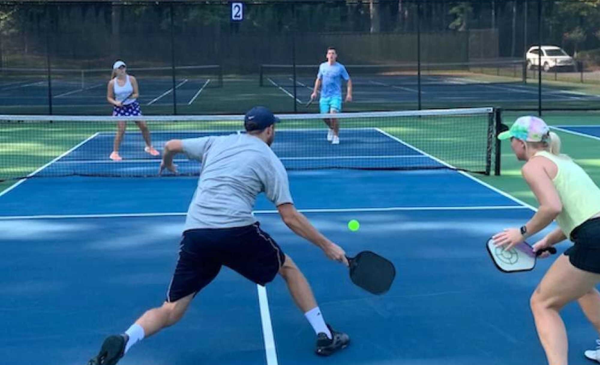 pickleball court construction